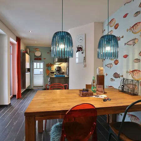 Bootshaus I Unter Fischen * 방어로게