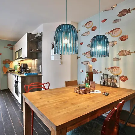 Bootshaus I Unter Fischen *